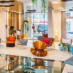 Capri By Fraser Berlin