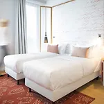 Capri By Fraser Berlin