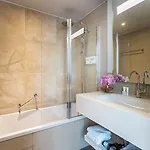 Capri By Fraser Aparthotel 4*